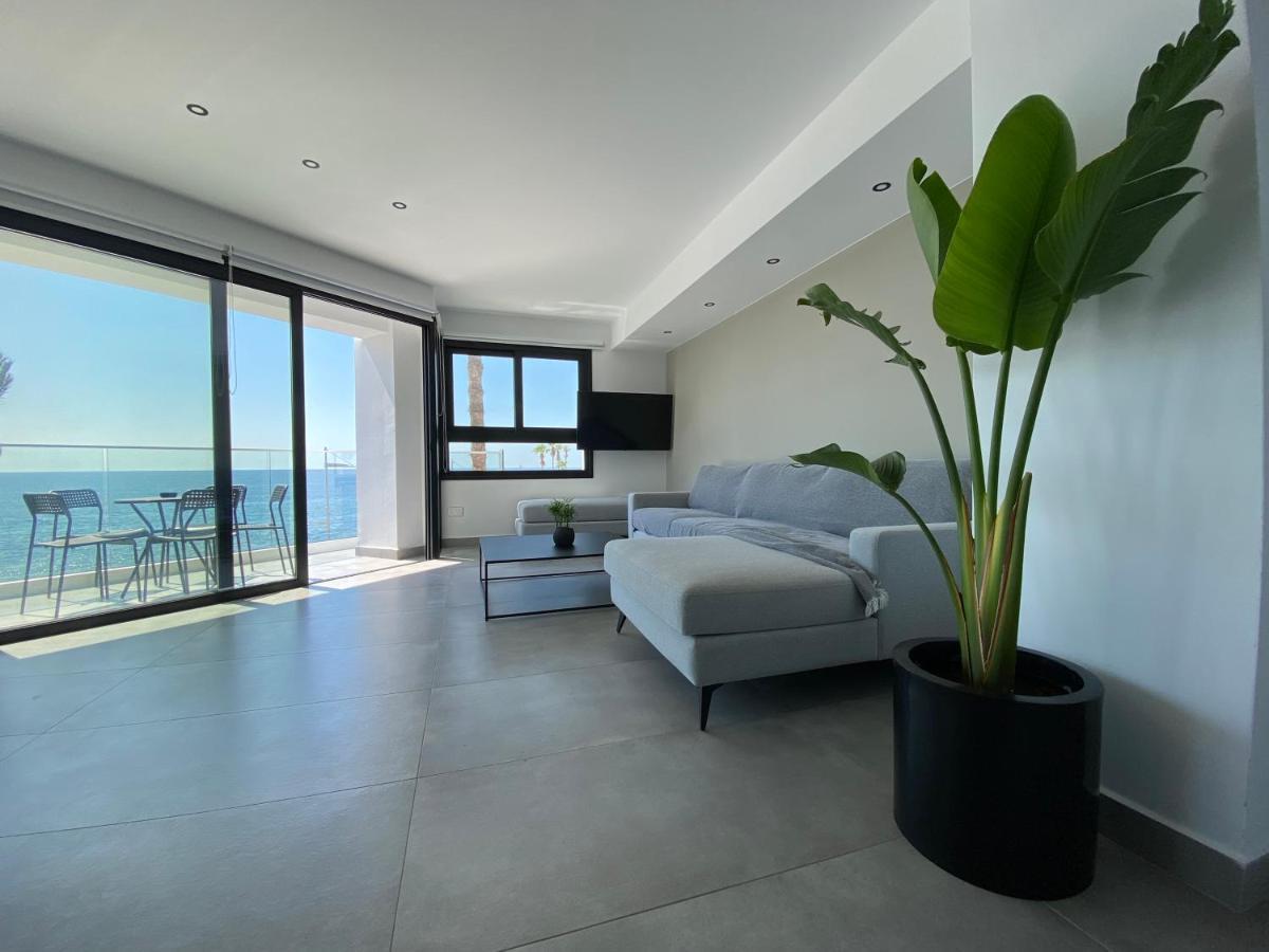 Sea La Vie #2 - Luxury Seaview Apartment Paphos Ngoại thất bức ảnh