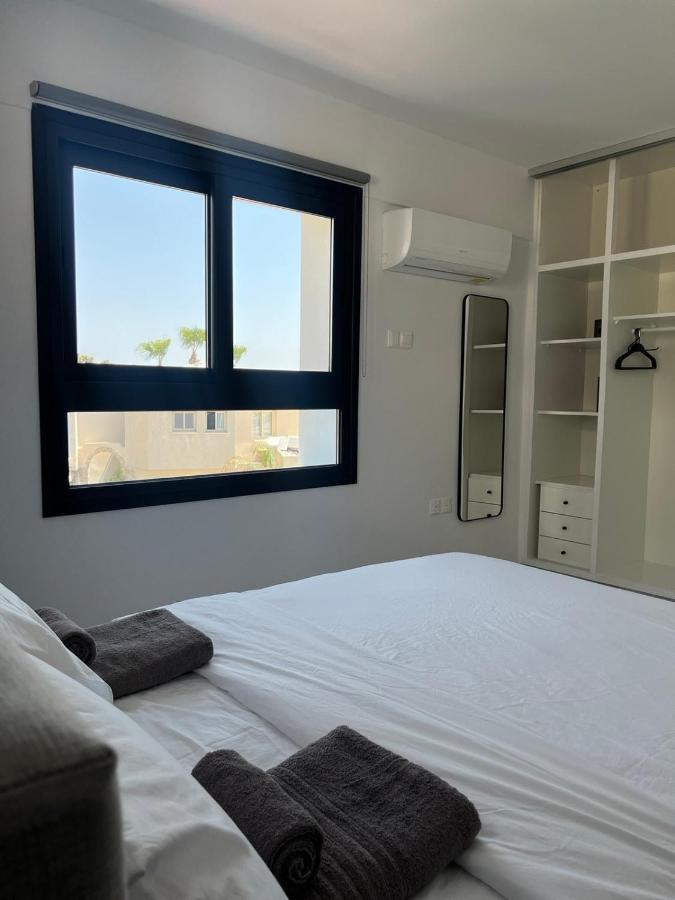 Sea La Vie #2 - Luxury Seaview Apartment Paphos Ngoại thất bức ảnh